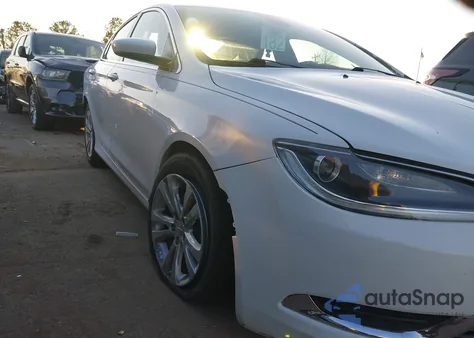 2015 Chrysler 200 Limited z USA, uszkodzony, nr VIN 1C3CCCAB8FN653195